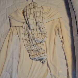 GAP Cream Off-Shoulder Top